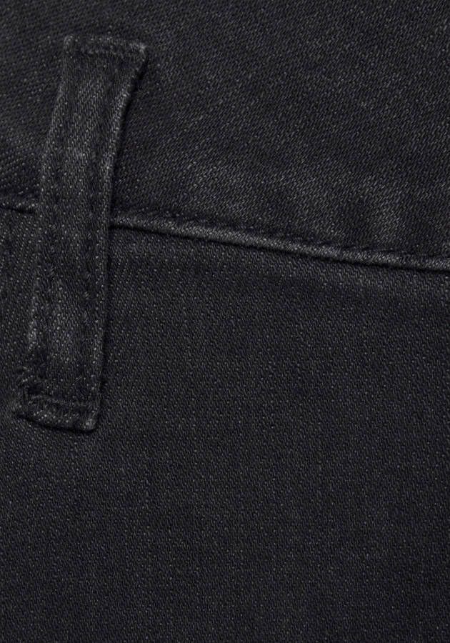 Lascana High-waist jeans met goudkleurige knopen
