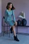 Laura Scott Gebreide jurk met elegant schulprandje - Thumbnail 9