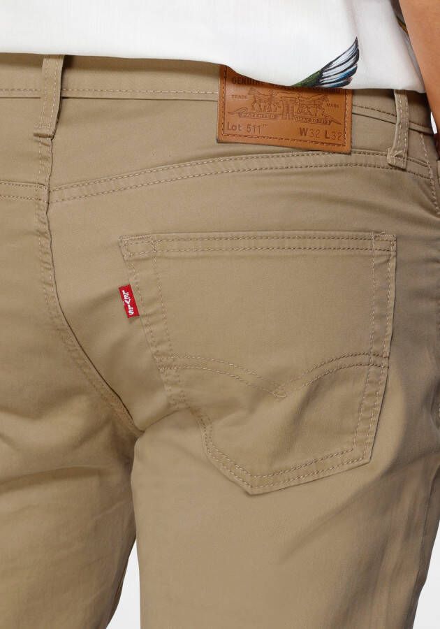 Levi's Slim fit jeans 511 SLIM met een grote logo-badge