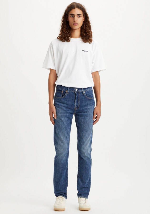 Levi's Tapered jeans 502 TAPER in een elegante moderne stijl