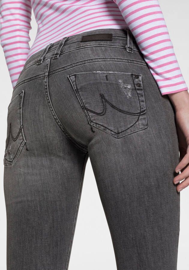 LTB Skinny fit jeans JULITAXSMU met extra-strakke pijpen lage taillehoogte en stretchaandeel exclusief