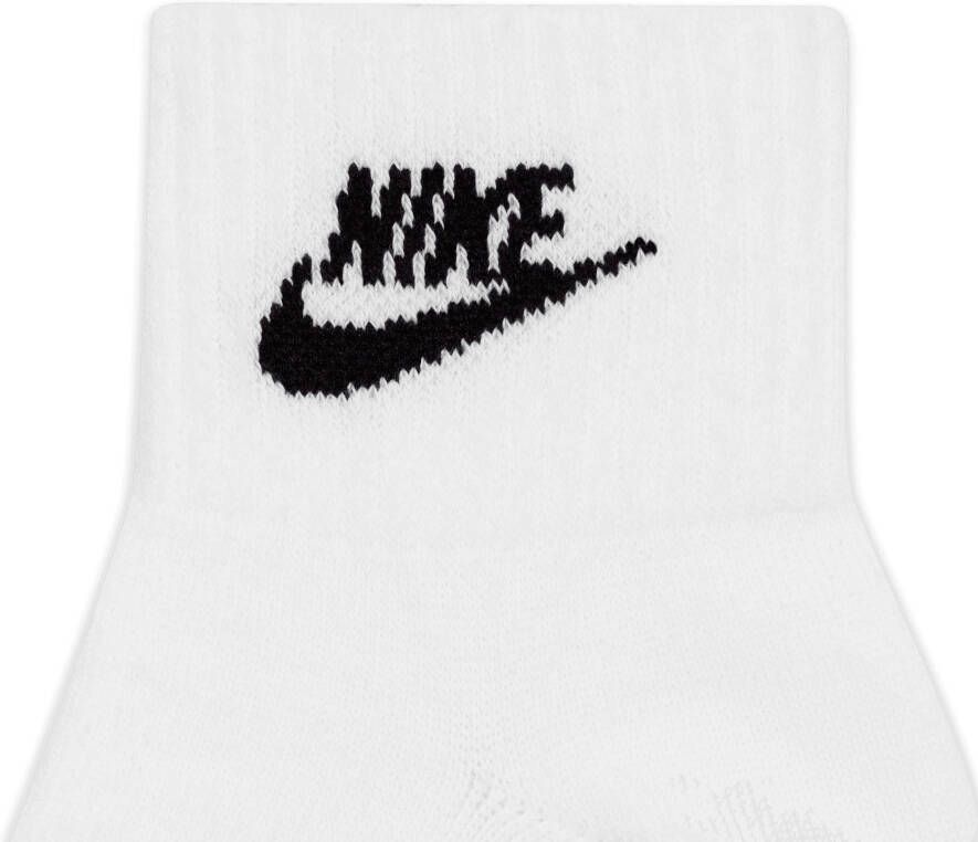 Nike Sportswear Sokken EVERYDAY ESSENTIAL ANKLE SOCKS (3 pair) (set 3 paar)