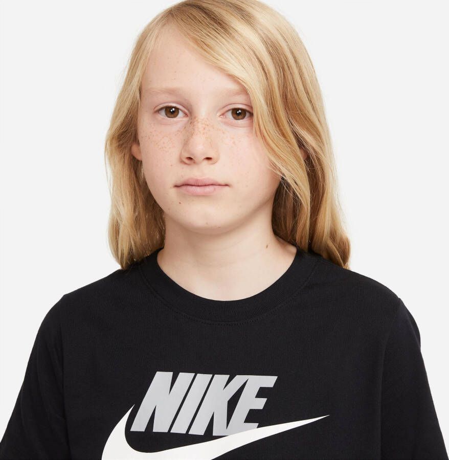 Nike Sportswear T-shirt Big Kids' Cotton T-Shirt