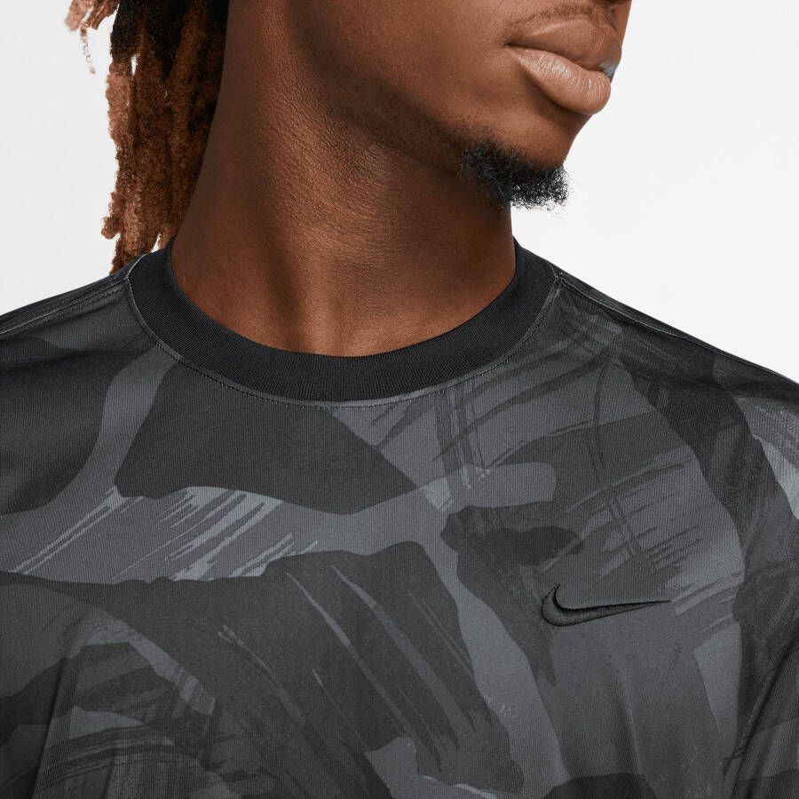 Nike Trainingsshirt DRI-FIT LEGEND MEN'S CAMO FITNESS T-SHIRT