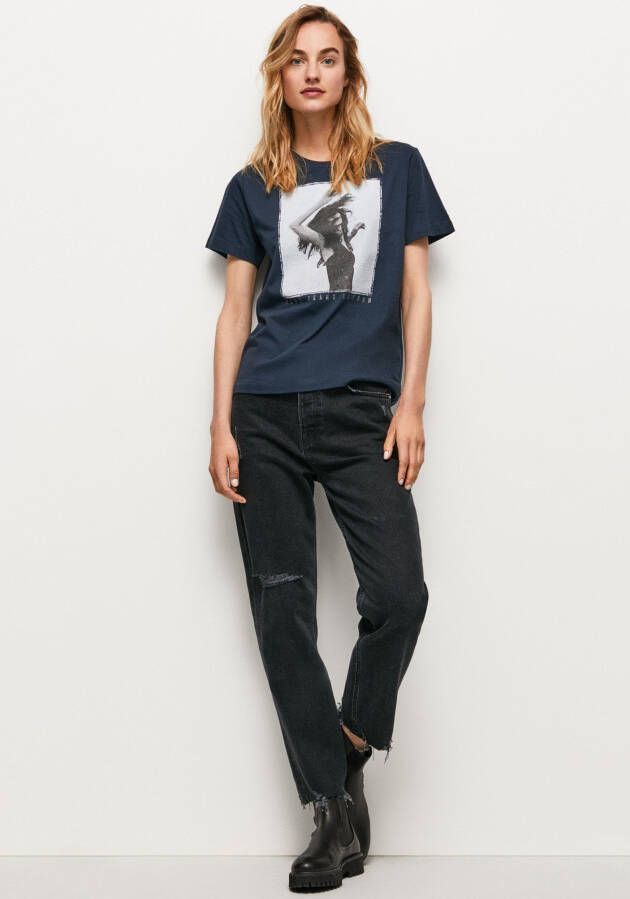 Pepe Jeans T-shirt SONYA met aansluitende pasvorm en met leuke karakteristieke frontprint