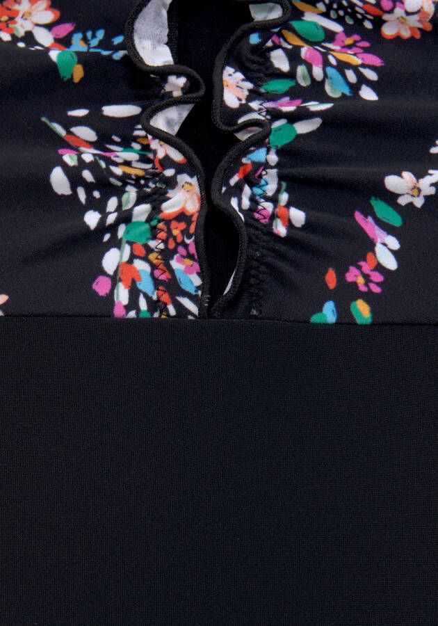 petite fleur Badpak met shaping-inzet met onderborst-elastiek met geïntegreerde softcups