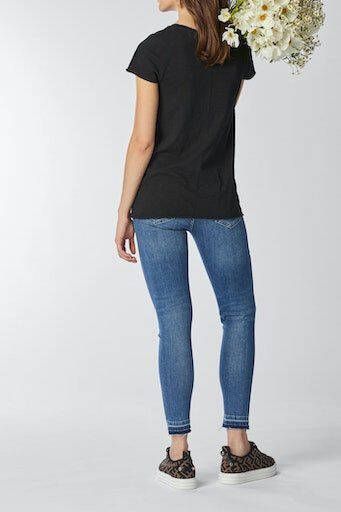 Rich & Royal T-shirt in een vrouwelijke basic pasvorm