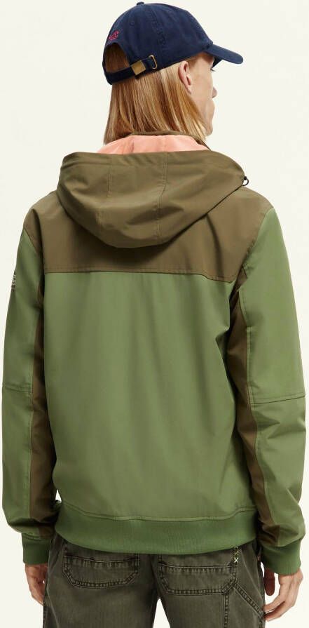 Scotch & Soda Outdoorjack Hooded colourblock jacket in modieuze colourblocking