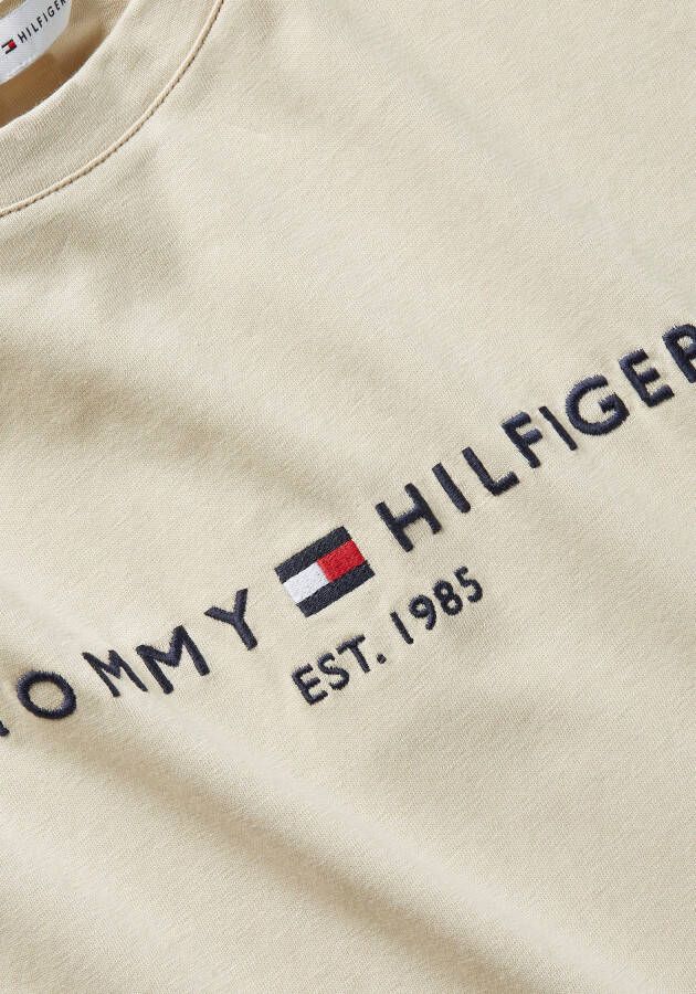 Tommy Hilfiger Shirt met ronde hals REGULAR HILFIGER C-NK TEE SS met groot logo-opschrift