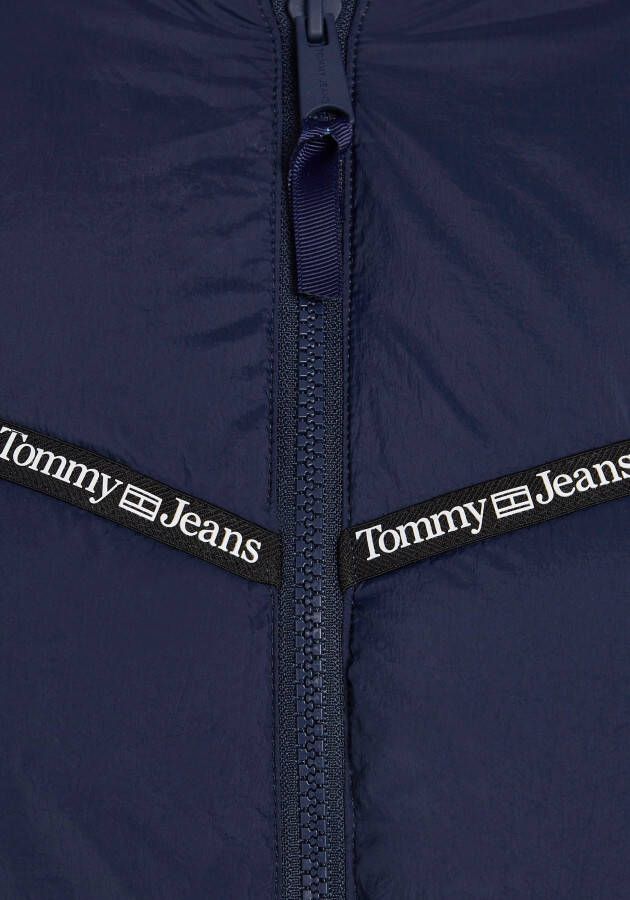 TOMMY JEANS Gewatteerde jas met discrete logoband