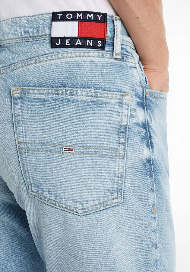 TOMMY JEANS Relax fit jeans ETHAN RLXD STRGHT BG5017 met -logoborduursel (1-delig)