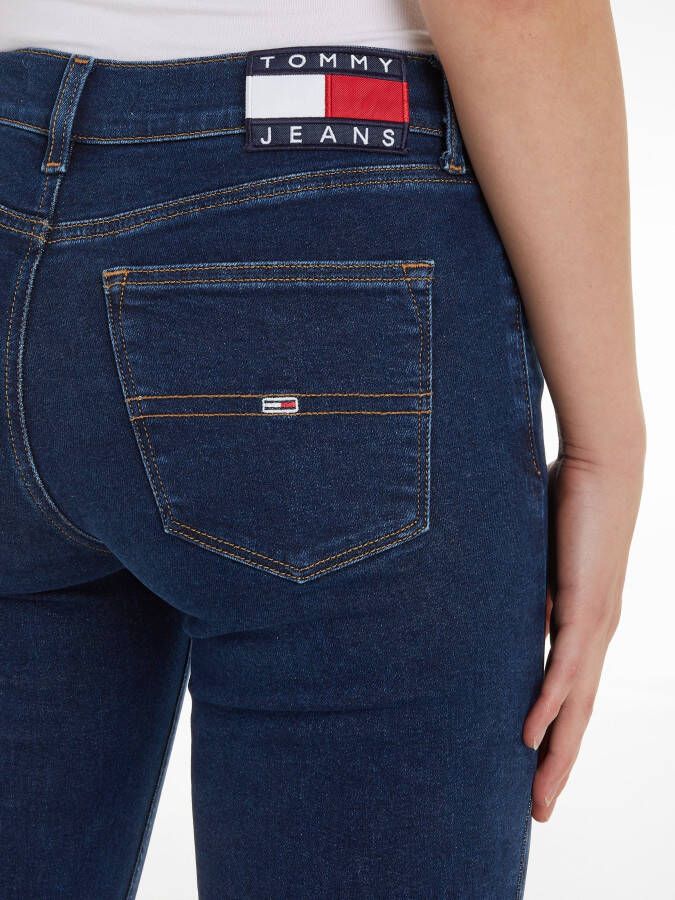 TOMMY JEANS Skinny fit jeans met logo badge en borduurwerk