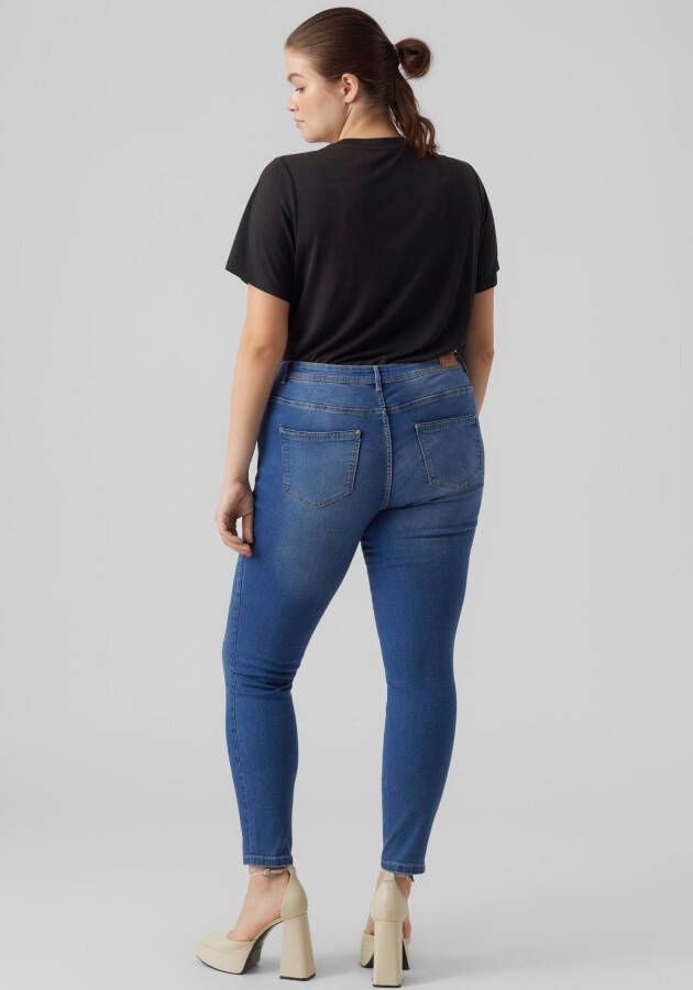 Vero Moda Curve Slim fit jeans VMFANYA SLIM JEANS VI3312 GA CUR NOOS