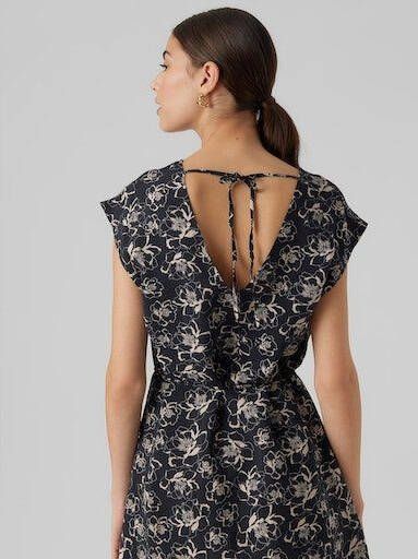Vero Moda Mini-jurk VMIRIS S L V-NECK SHORT DRESS WVN NOOS
