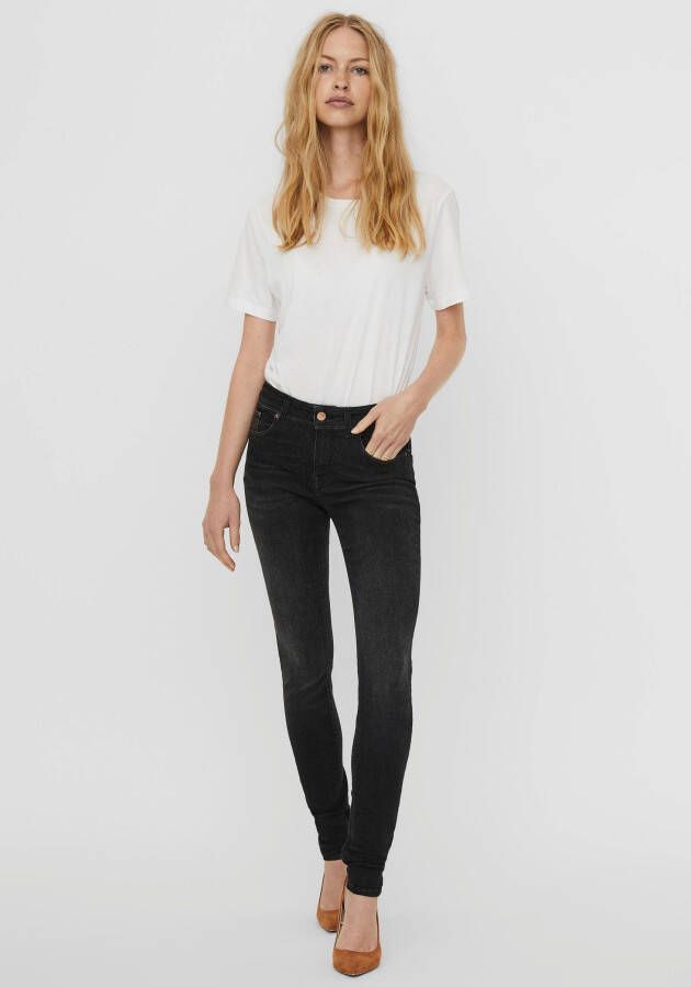 Vero Moda Skinny fit jeans VMLUX MR SLIM JEANS