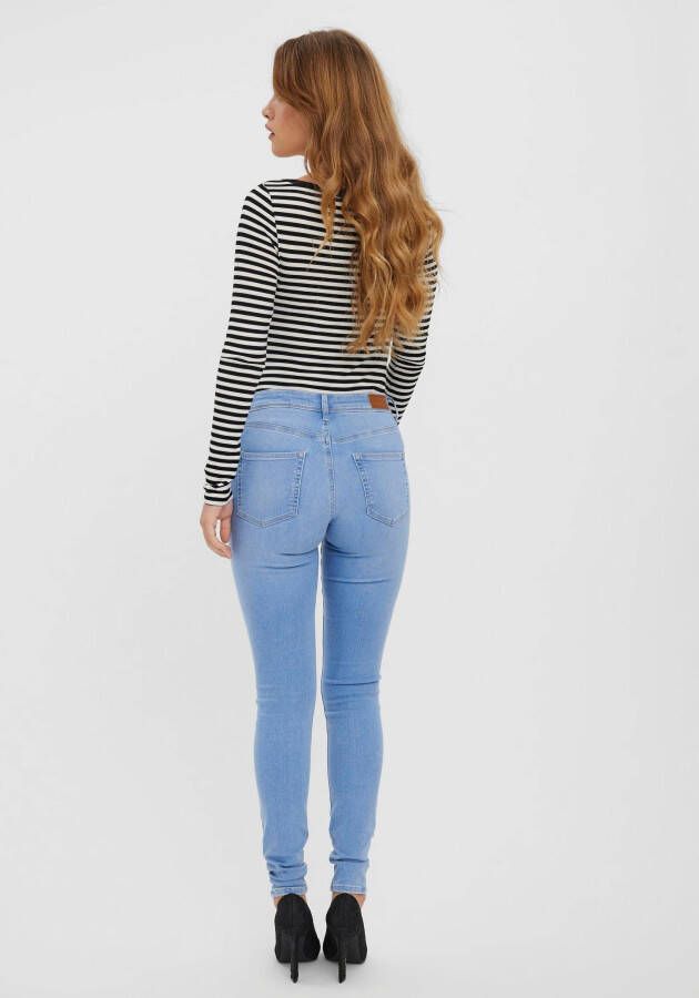 Vero Moda Skinny fit jeans VMLUX MR SLIM JEANS RI371