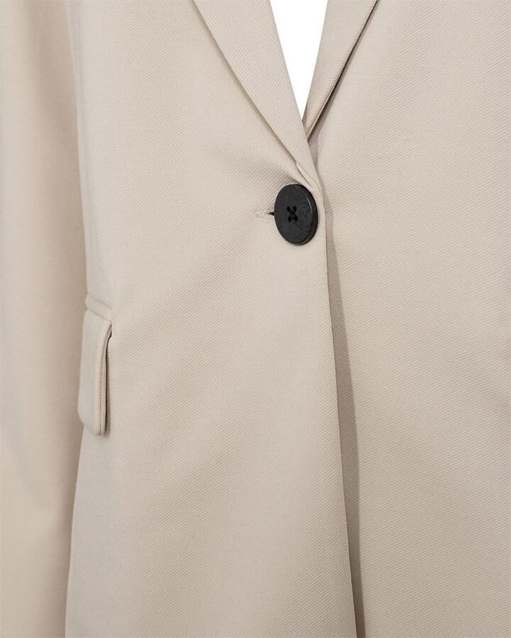 FREEQUENT Jasje FQNANNI met knoopsluiting en reverskraag