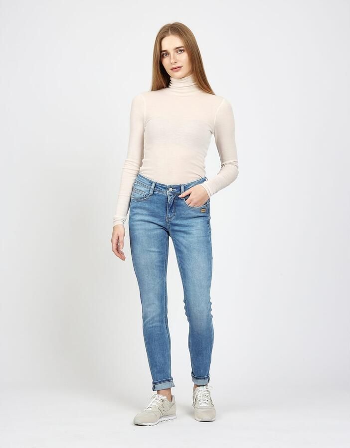 GANG Relax fit jeans 94AMELIE met dubbele rechter achterzak - Foto 4