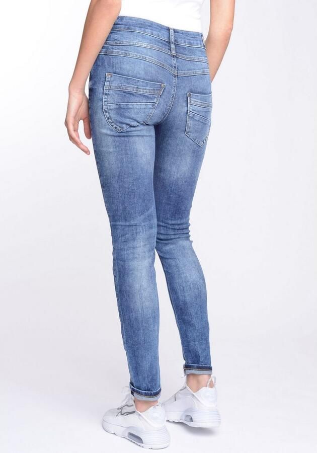 GANG Skinny fit jeans 94MORA met 3-knoopsluiting en pas voor - Foto 4