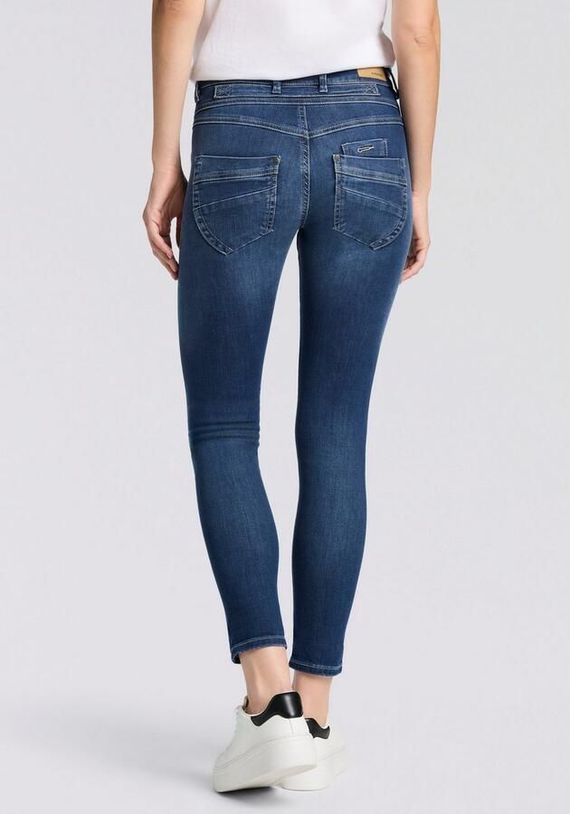 GANG Slim fit jeans 94Marge met bijzondere 4-knoopssluiting - Foto 9