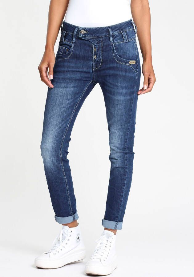 GANG Slim fit jeans 94Marge met bijzondere 4-knoopssluiting