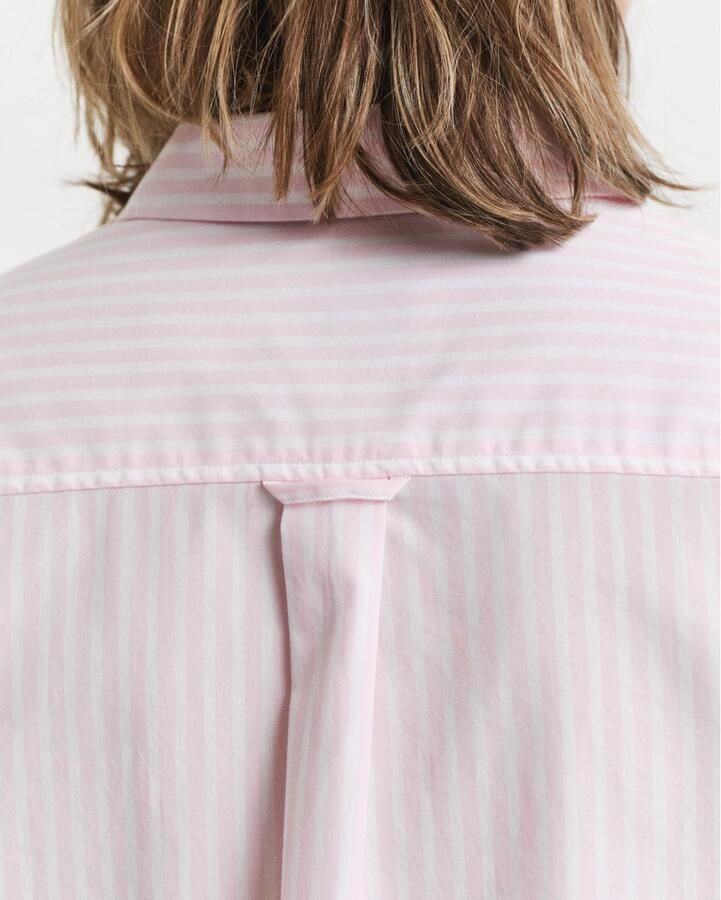 Gant Overhemdblouse REG POPLIN STRIPED SHIRT met een klein geborduurd logo op de borst