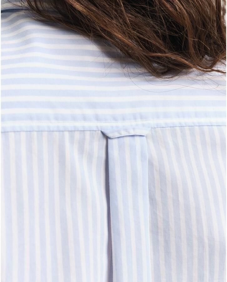 Gant Overhemdblouse REG POPLIN STRIPED SHIRT met een klein geborduurd logo op de borst - Foto 2
