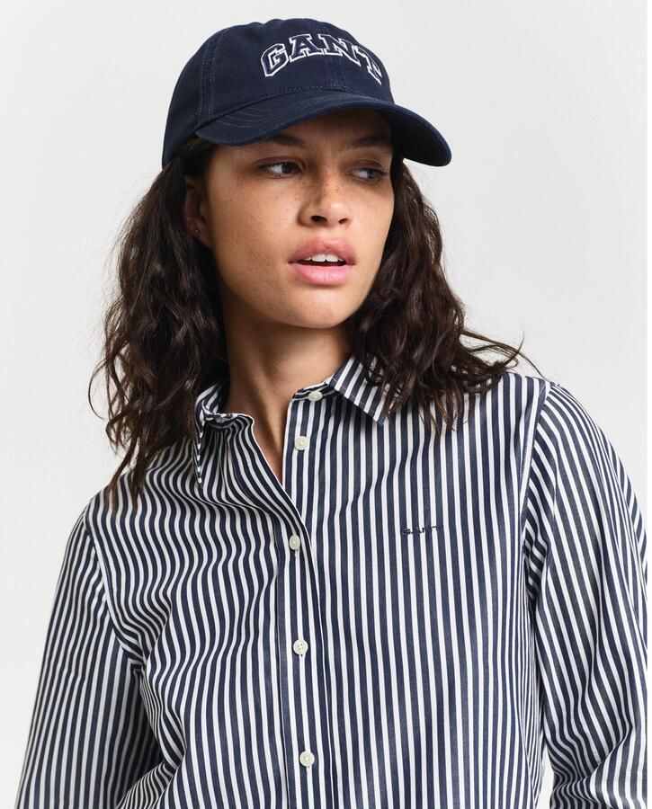 Gant Overhemdblouse REG POPLIN STRIPED SHIRT met een klein geborduurd logo op de borst - Foto 2