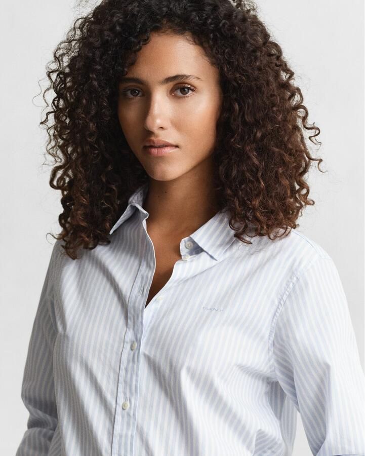 Gant Overhemdblouse REG POPLIN STRIPED SHIRT met een klein geborduurd logo op de borst - Foto 5