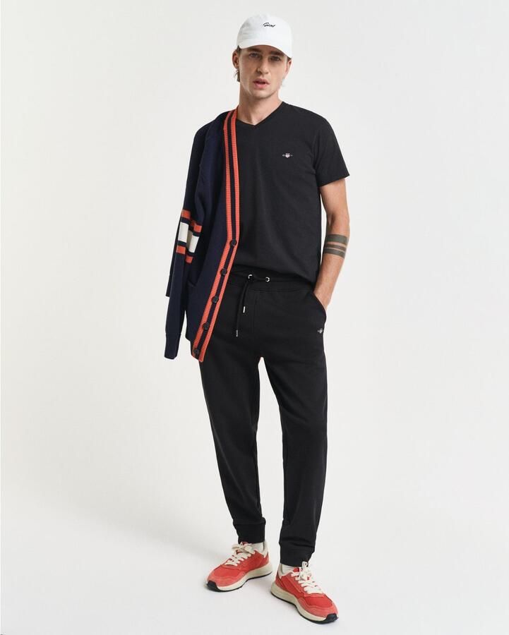 Gant Sweatbroek REG SHIELD SWEATPANTS met logo-borduurwerk onder de boord - Foto 2