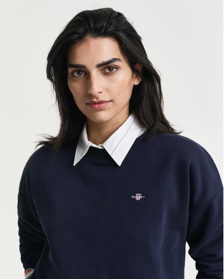 Gant Sweatshirt SHIELD C-NECK SWEAT Grafische -borduursel op de borst - Foto 2