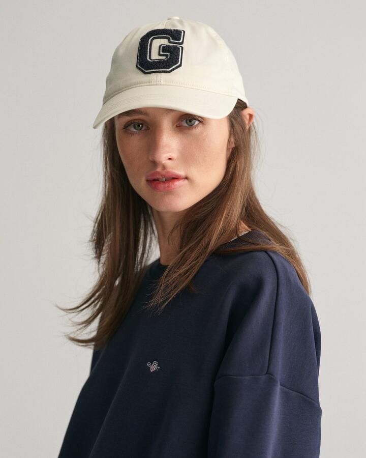 Gant Sweatshirt SHIELD C-NECK SWEAT Grafische -borduursel op de borst - Foto 9