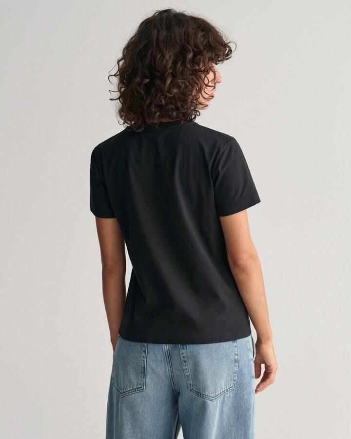 Gant T-shirt REG SHIELD KA T-SHIRT met een klein geborduurd wapenschild op de borst - Foto 4