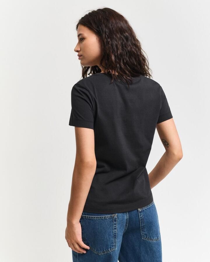 Gant T-shirt REG SHIELD KA V-NECK T-SHIRT met een klein geborduurd logo op de borst - Foto 5