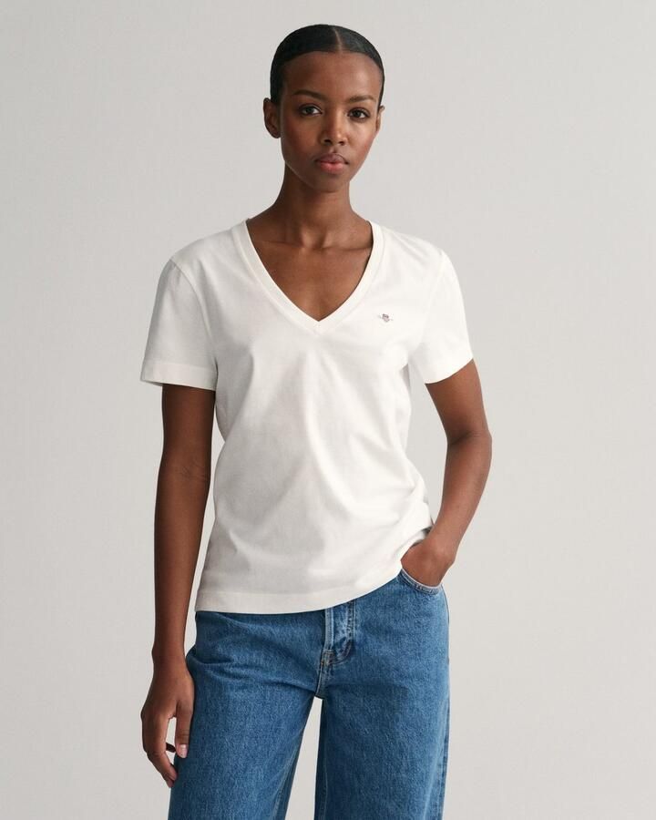 Gant T-shirt REG SHIELD KA V-NECK T-SHIRT met een klein geborduurd logo op de borst - Foto 11
