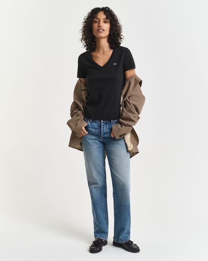 Gant T-shirt REG SHIELD KA V-NECK T-SHIRT met een klein geborduurd logo op de borst - Foto 15