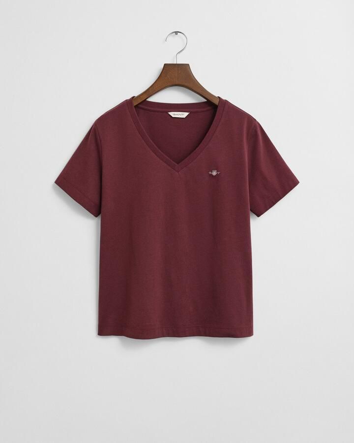 Gant T-shirt REG SHIELD KA V-NECK T-SHIRT met een klein geborduurd logo op de borst