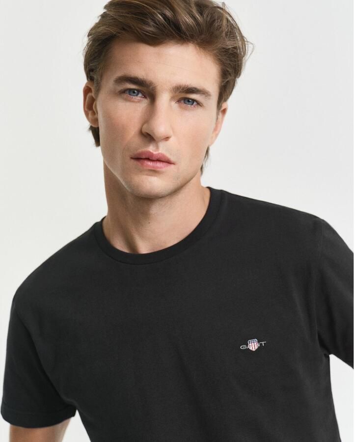 Gant T-shirt SLIM SHIELD SS T-SHIRT met logoborduursel op borsthoogte