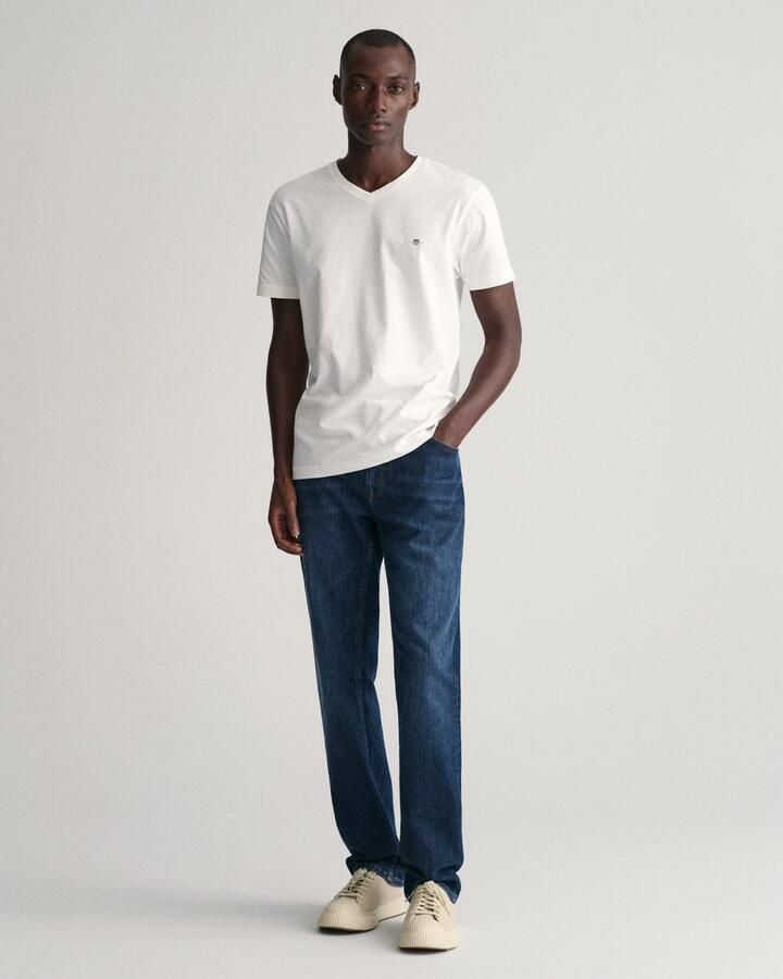 Gant T-shirt SLIM SHIELD V-NECK T-SHIRT met een klein geborduurd logo op de borst - Foto 7