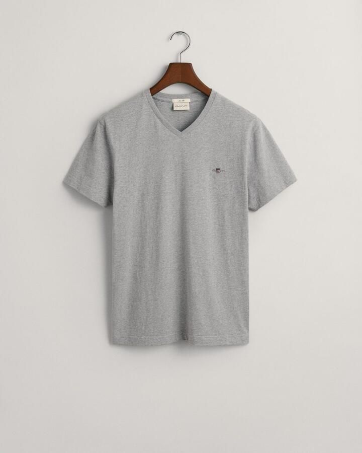 Gant T-shirt SLIM SHIELD V-NECK T-SHIRT met een klein geborduurd logo op de borst - Foto 6