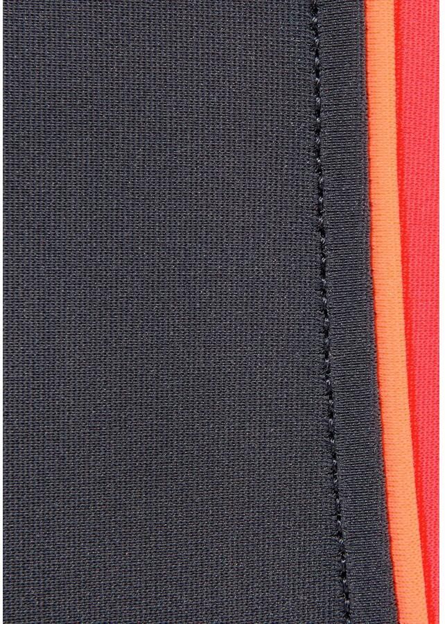 H.I.S Badpak met contrastdetails