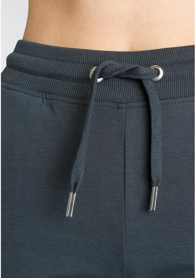 H.I.S Short met wit paspel opzij - Foto 3