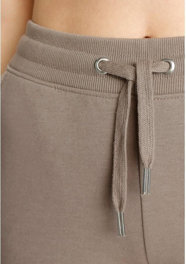 H.I.S Short met wit paspel opzij - Foto 3