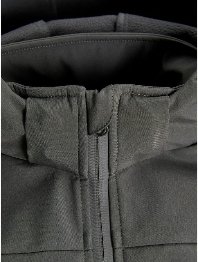 Jack & Jones Junior Softshell-jack JJTHEO waterafstotend en onderhoudsvriendelijk voor dagelijks gebruik