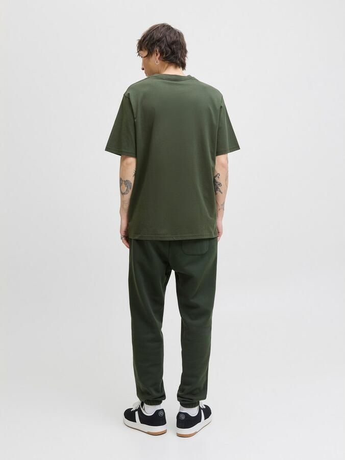 JACK & JONES ESSENTIALS relaxed T-shirt donkergroen - Foto 8