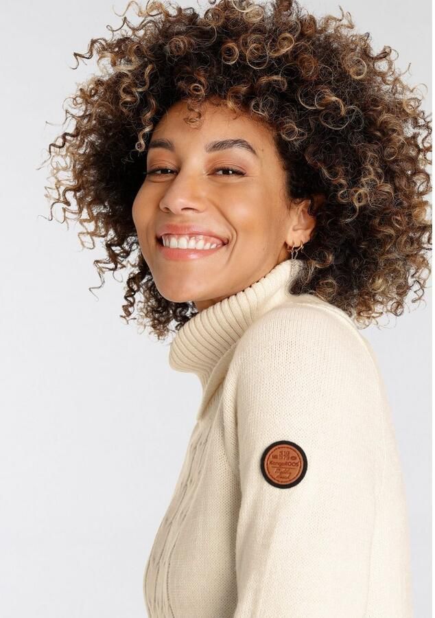 KangaROOS Coltrui met geweldig kabel-breipatroon