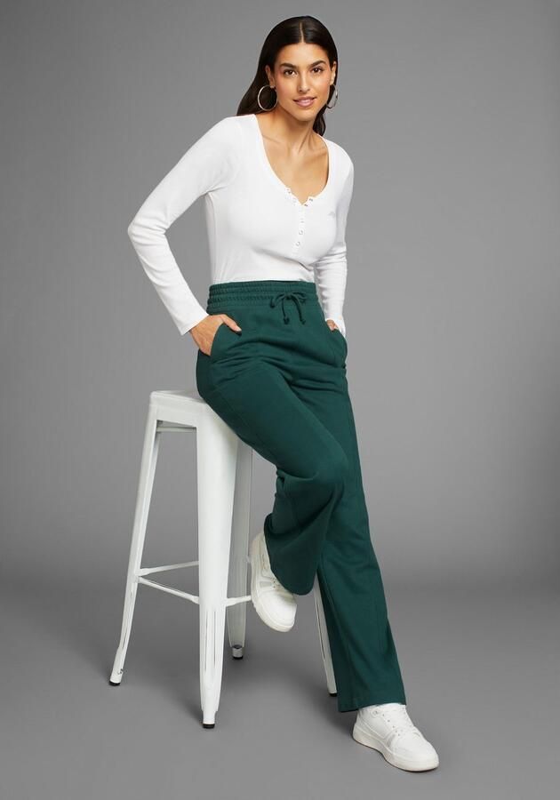 KangaROOS Joggingbroek met wijde pijpen nieuwe kleuren - Foto 4