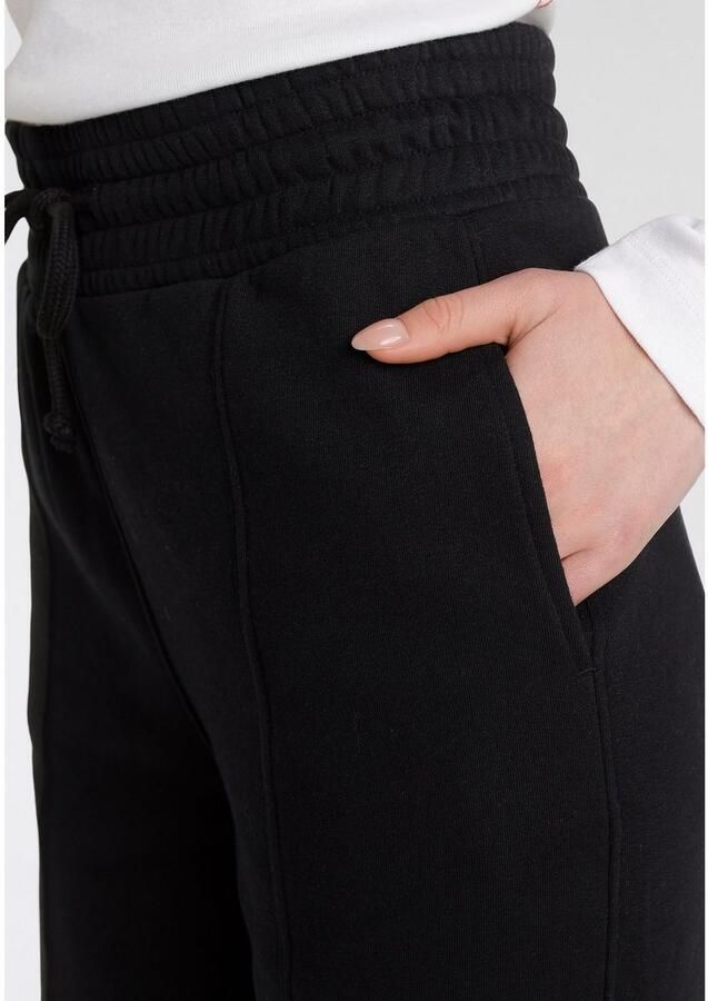KangaROOS Joggingbroek met wijde pijpen nieuwe kleuren