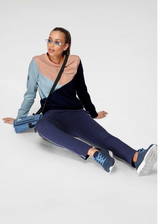 KangaROOS Jogpants met contraststrepen opzij - Foto 2