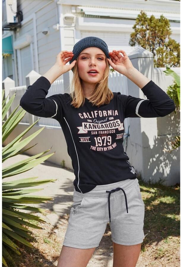 KangaROOS Shirt met lange mouwen Lange mouwen zeer figuurvolgend bedrukt en met borduring - Foto 15